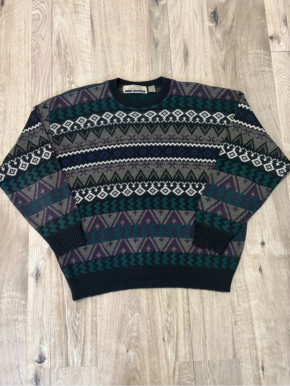 Vintage men’s geometric sweater